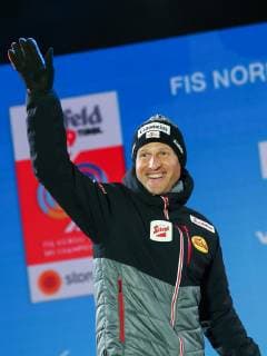 Nordische Ski WM in Seefeld, Nordische Kombination, Siegerehrung NORDIC SKIING - FIS Nordic World Ski Championships Seefeld 2019 SEEFELD,AUSTRIA,28.FEB.19 - NORDIC SKIING, NORDIC COMBINED - FIS Nordic World Ski Championships, Medal Plaza, award ceremony, 10km Gundersen, individual. Image shows Bernhard Gruber (AUT). GEPAxpictures xCh.xKelemen