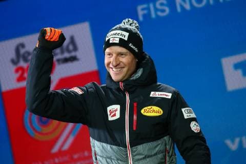 Nordische Ski WM in Seefeld, Nordische Kombination, Siegerehrung NORDIC SKIING - FIS Nordic World Ski Championships Seefeld 2019 SEEFELD,AUSTRIA,28.FEB.19 - NORDIC SKIING, NORDIC COMBINED - FIS Nordic World Ski Championships, Medal Plaza, award ceremony, 10km Gundersen, individual. Image shows Bernhard Gruber (AUT). GEPAxpictures xCh.xKelemen