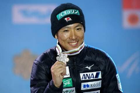 Nordische Ski WM in Seefeld, Nordische Kombination, Siegerehrung NORDIC SKIING - FIS Nordic World Ski Championships Seefeld 2019 SEEFELD,AUSTRIA,28.FEB.19 - NORDIC SKIING, NORDIC COMBINED - FIS Nordic World Ski Championships, Medal Plaza, award ceremony, 10km Gundersen, individual. Image shows Akito Watabe (JPN). GEPAxpictures xCh.xKelemen