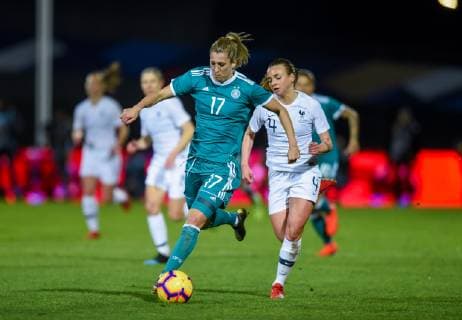 Fußball, Damen, Frankreich - Deutschland Verena Schweers ( Allemagne ) FOOTBALL : France vs Allemagne - Feminine - Laval - 28 02 2019 FedericoPestellini Panoramic 