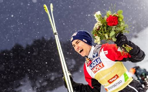 01.03.2019, Seefeld, AUT, FIS Weltmeisterschaften Ski Nordisch, Seefeld 2019, Skisprung, Herren, Flower Zeremonie, im Bild Bronzemedaillengewinner Stefan Kraft (AUT) Bronze medallist Stefan Kraft (AUT) during the flowers ceremony for the men s Skijumping of FIS Nordic Ski World Championships 2019. Seefeld, Austria on 2019 03 01. Seefeld