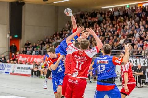 Jona Schoch (HBW) beim Wurf TUS Ferndorf - HBW Balingen, Handball 2.Liga, 02.03.2019 Ferndorf Copyright: xEIBNER Burbachx EP_BURBACH