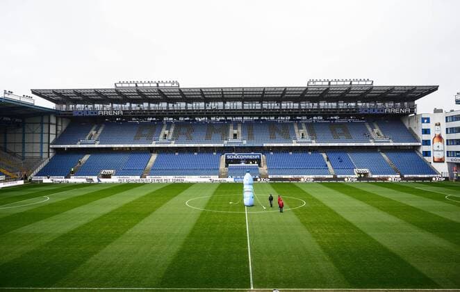 Fußball, Stadiongeschichte Arminia Bielefeld 03.03.2019, xfux, Fussball 2.Bundesliga, DSC Arminia Bielefeld - SV Darmstadt 98, emonline, emspor, v.l. SchuecoArena Stadion Innenraum Rasen Spielfeld Feld Platz Tribuene Uebersicht Ansicht Haupttribuene (DFL DFB REGULATIONS PROHIBIT ANY USE OF PHOTOGRAPHS as IMAGE SEQUENCES and or QUASI-VIDEO) Bielefeld