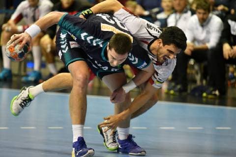 Mijajlo Marsenic (Füchse), mit Ball, hinten Miguel Sanchez Migallon Naranjo (Nr. 2, BM Logrono La Rioja) Füchse Berlin - ESP BM Logrono La Rioja EHF Cup Mens , 2018 2019, Gruppenphase, Herren, Männer, men, Handball, Deutschland, Germany, Max-Schmeling-Halle Berlin, 3.3.2019