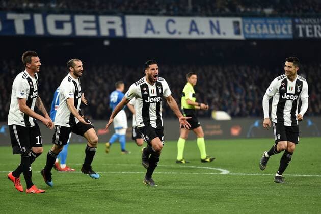 Emre Can of Juventus celebrates with Mario Mandzukic , Giorgio Chiellini , Cristiano Ronaldo after scoring goal of 0-2 Napoli 03-03-2019 Stadio San Paolo, Football Serie A 2018 2019 Napoli - Juventus Foto Andrea Staccioli Insidefoto andeaxstaccioli