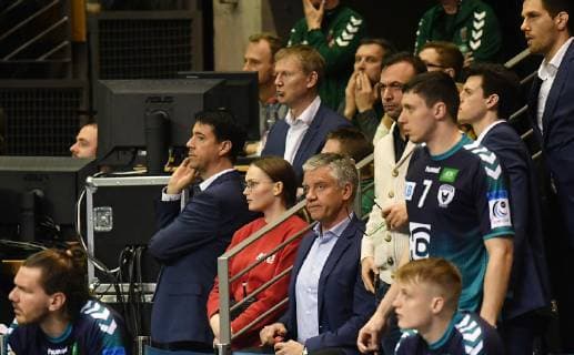 Frank Steffel, Ehrenpräsident der Füchse, oben Bob Hanning (Manager Füchse), Füchse Berlin - ESP BM Logrono La Rioja EHF Cup Mens , 2018 2019, Gruppenphase, Herren, Männer, men, Handball, Deutschland, Germany, Max-Schmeling-Halle Berlin, 3.3.2019