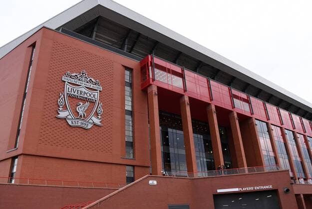 FUSSBALL CHAMPIONS LEAGUE SAISON 2018 2019 ACHTELFINAL HINSPIEL FC Liverpool - FC Bayern Muenchen 19.02.2019 Aussenansicht Haupttribuene des FC Liverpool im Anfield Stadion;