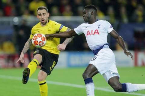 v. li. im Zweikampf Paco Alcacer (Dortmund) und Davinson Sanchez (Tottenham) beim Spiel Borussia Dortmund vs. Hotspur, Fussball, Champions League, 05.03.2019 Borussia Dortmund vs. Hotspur, Fussball, Champions League, 05.03.2019 Dortmund Copyright: xEIBNER MarioxHommesx EP_MHS