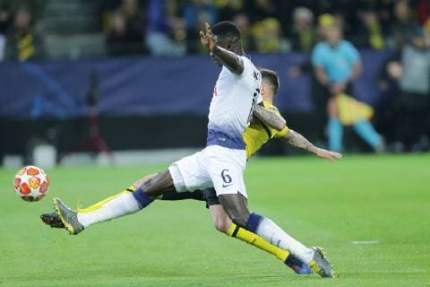 v. li. im Zweikampf Davinson Sanchez (Tottenham) und Marco Reus (Dortmund) beim Spiel Borussia Dortmund vs. Hotspur, Fussball, Champions League, 05.03.2019 Borussia Dortmund vs. Hotspur, Fussball, Champions League, 05.03.2019 Dortmund Copyright: xEIBNER MarioxHommesx EP_MHS