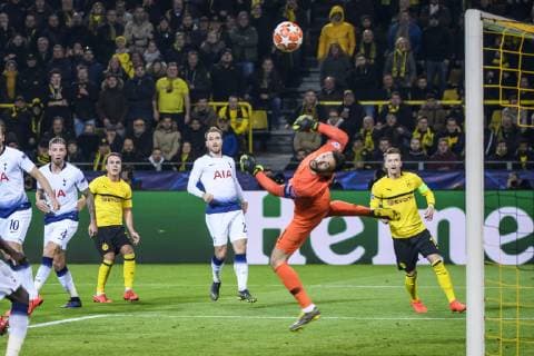 05.03.2019, xkvx, Fussball UEFA Champions League, Borussia Dortmund - Tottenham Hotspur emspor, v.l. Torchance von Mario Goetze (BVB Borussia Dortmund) Hugo Lloris (Tottenham Hotspur) haelt den Ball (DFL DFB REGULATIONS PROHIBIT ANY USE OF PHOTOGRAPHS as IMAGE SEQUENCES and or QUASI-VIDEO) Dortmund