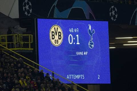 GER, UEFA CL, Borussia Dortmund vs Tottenham Hotspur 05.03.2019, Signal Iduna Park, Dortmund, GER, UEFA CL, Borussia Dortmund vs Tottenham Hotspur, UEFA REGULATIONS PROHIBIT ANY USE OF PHOTOGRAPHS AS IMAGE SEQUENCES AND OR QUASI-VIDEO im Bild picture shows: Anzeigetafel Zwischenstand 0:1,