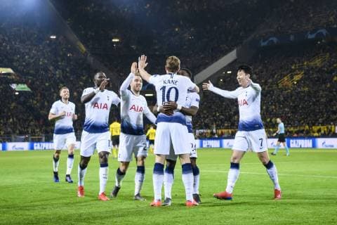 Sport Bilder des Tages 05.03.2019, xkvx, Fussball UEFA Champions League, Borussia Dortmund - Tottenham Hotspur emspor, v.l. Torjubel, Goal celebration, celebrate the goal zum 0:1 durch Harry Kane (Tottenham Hotspur) (DFL DFB REGULATIONS PROHIBIT ANY USE OF PHOTOGRAPHS as IMAGE SEQUENCES and or QUASI-VIDEO) Dortmund