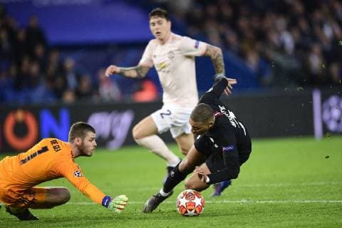 MBAPPE Kylian (PSG) vs David De Gea (Man Utd) FOOTBALL : PSG vs Manchester Utd - UEFA Champions league - Paris - 06 03 2019 JBAutissier Panoramic 