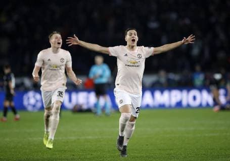 Manchester United ManU s Diogo Dalot celebrates at the final whistle the UEFA Champions League Round of Sixteen match at the Parc des Princes Stadium, Paris. Picture date: 6th March 2019. Picture credit should read: David Klein Sportimage EDITORIAL USE ONLY. No use with unauthorised audio, video, data, fixture lists, club league logos or live services. Online in-match use limited to 120 images, no video emulation. No use in betting, games or single club league player publications. SPI_077_DK_PSG_Man_Utd.jpg