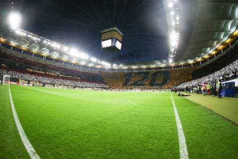 Fußball - Europa League - Achtelfinale Eintracht Frankfurt - Inter Mailand am 07.03.2019 in der Commerzbank-Arena in Frankfurt Die Fans von Eintracht Frankfurt präsentieren eine Choreographie zum 120 jährigem Geburtstag der Eintracht