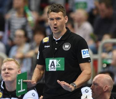 Handball-Länderspiel in Düsseldorf: Deutschland - Schweiz 09.03.2019. Bundestrainer Bundestrainer Christian Prokop (Deut.) an der Seitenlinie.