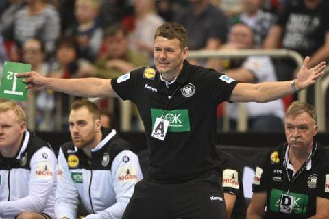 Handball-Länderspiel in Düsseldorf: Deutschland - Schweiz 09.03.2019. Bundestrainer Bundestrainer Christian Prokop (Deut.) an der Seitenlinie.