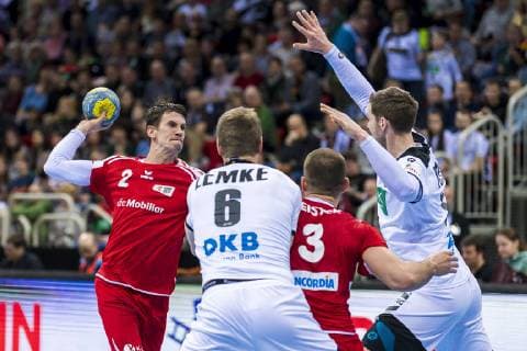 Düsseldorf, Deutschland 09. März 2019: Handball DHB Männer Laenderspiel - 18 19 - Deutschland vs. Schweiz v.li. Andy Schmid (Schweiz Rhein-Neckar L?wen), Finn Lemke (Deutschland MT Melsungen), Mucas Meister (Schweiz), Hendrik Pekeler (Deutschland THW Kiel) Düsseldorf ISS Dome Nordrhein-Westfalen Deutschland