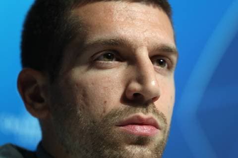 11.03.2019, Fussball, Saison 2018 2019, Champions League, Pressekonferenz und Abschlusstraining des FC Schalke 04 in Manchester England Matija NASTASIC (FC Schalke 04) Manchester Flughafen England