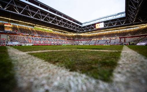 11.03.2019, xfux, Fussball 1.Bundesliga, Fortuna Duesseldorf - Eintracht Frankfurt, emspor, v.l. Ansicht Uebersicht Merkur Spiel-Arena Innenraum Rasen Spielfeld Gruen Tribuene Stadion (DFL DFB REGULATIONS PROHIBIT ANY USE OF PHOTOGRAPHS as IMAGE SEQUENCES and or QUASI-VIDEO) Duesseldorf