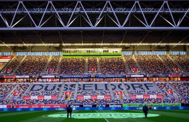 Fußball, Stadiongeschichte Fortuna Düsseldorf 11.03.2019, xfux, Fussball 1.Bundesliga, Fortuna Duesseldorf - Eintracht Frankfurt, emspor, v.l. Ansicht Uebersicht Merkur Spiel-Arena Innenraum Rasen Spielfeld Gruen Tribuene Stadion (DFL DFB REGULATIONS PROHIBIT ANY USE OF PHOTOGRAPHS as IMAGE SEQUENCES and or QUASI-VIDEO) Duesseldorf