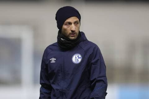 11.03.2019, Fussball, Saison 2018 2019, Champions League, Pressekonferenz und Abschlusstraining des FC Schalke 04 in Manchester England Cheftrainer Domenico TEDESCO (FC Schalke 04) Manchester Flughafen England