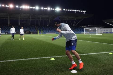 11.03.2019, Fussball, Saison 2018 2019, Champions League, Pressekonferenz und Abschlusstraining des FC Schalke 04 in Manchester England Benjamin STAMBOULI (FC Schalke 04) Manchester Flughafen England