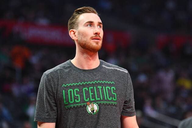 LOS ANGELES, CA - MARCH 11: Boston Celtics Forward Gordon Hayward (20) looks on before a NBA Basketball Herren USA game between the Boston Celtics and the Los Angeles Clippers on March 11, 2019 at STAPLES Center in Los Angeles, CA. (Photo by Brian Rothmuller Icon Sportswire) NBA: MAR 11 Celtics at Clippers Icon190311016