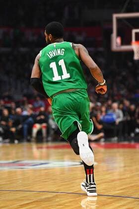 LOS ANGELES, CA - MARCH 11: Boston Celtics Guard Kyrie Irving (11) runs back up court during a NBA Basketball Herren USA game between the Boston Celtics and the Los Angeles Clippers on March 11, 2019 at STAPLES Center in Los Angeles, CA. (Photo by Brian Rothmuller Icon Sportswire) NBA: MAR 11 Celtics at Clippers Icon190311028
