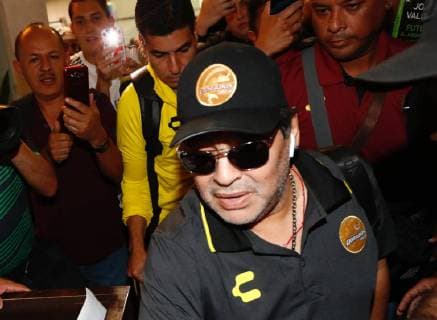 Fußball, Diego Maradona am Flughafen in Mexiko-Stadt March 11, 2019 - EUM20190311DEP011.JPG.CIUDAD DE MEXICO, SoccerFutbol-Diego Maradona.- El entrenador de los Dorados de Sinaloa, Diego Armando Maradona a su llegada al Aeropuerto Internacional de la Ciudad de Mexico, con motivo al partido que sostendra su equipo ante los Pumas de la UNAM en el estadio Olimpico Universitario, correspondiente a cuartos de final de la Copa MX, a disputarse este martes. Foto: Agencia EL UNIVERSALYadin XolalpaRCC. Latin News: March 11, 2019 Copyright: xElxUniversalx