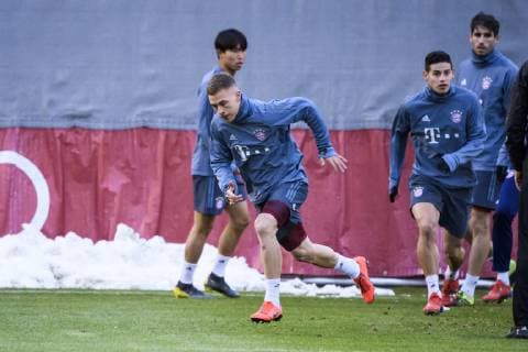 12.03.2019, xkvx, Fussball UEFA Champions League, FC Bayern Muenchen - FC Liverpool - Pressekonferenz und Training emspor, v.l. Joshua Kimmich (FCB - FC Bayern Muenchen) (DFL DFB REGULATIONS PROHIBIT ANY USE OF PHOTOGRAPHS as IMAGE SEQUENCES and or QUASI-VIDEO) Muenchen