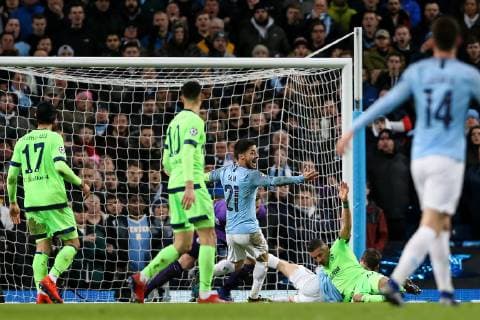 Jeffrey Bruma of FC Schalke 04 fouls Bernardo Silva of Manchester City in the area and a penalty kick is awarded during the UEFA Champions League Round of 16 match at the Etihad Stadium, Manchester. Picture date: 12th March 2019. Picture credit should read: James Wilson Sportimage EDITORIAL USE ONLY. No use with unauthorised audio, video, data, fixture lists, club league logos or live services. Online in-match use limited to 120 images, no video emulation. No use in betting, games or single club league player publications. SPI_3481.JPG