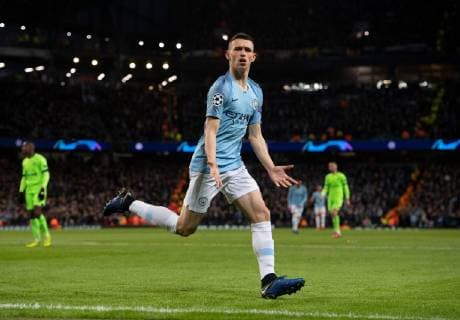 Manchester City v FC Schalke 04 UEFA Champions League Phil Foden of Manchester City celebrates after scoring his team s 6th goal to make it 6-0 during the UEFA Champions League match at the Etihad Stadium, Manchester Content Not Available For UK Newspapers Copyright: xRussellxHartx FIL-12984-0049