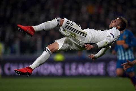 March 12, 2019 - Turin, Italy - Federico Bernardeschi of Juventus in action during the UEFA Champions League Round of 16 Second Leg match between Juventus and Club de Atletico Madrid at Allianz Stadium on March 12, 2019 in Turin. Juventus v Club de Atletico Madrid - UEFA Champions League Round of 16: Second Leg  - ZUMAn230 20190312_zaa_n230_520 Copyright: xJosexBretonx