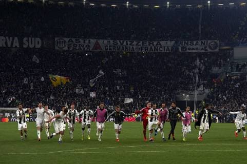 March 12, 2019 - Turin, Italy - Cristiano Ronaldo of Juventus celebrates victory after whit his teammates the UEFA Champions League Round of 16 Second Leg match between Juventus and Club de Atletico Madrid at Allianz Stadium on March 12, 2019 in Turin. Juventus v Club Atletico de Madrid - UEFA Champions League Round of 16: Second Leg  - ZUMAn230 20190312_zaa_n230_562 Copyright: xJosexBretonx