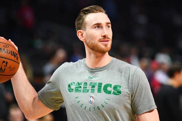 LOS ANGELES, CA - MARCH 11: Boston Celtics Forward Gordon Hayward (20) looks on before a NBA Basketball Herren USA game between the Boston Celtics and the Los Angeles Clippers on March 11, 2019 at STAPLES Center in Los Angeles, CA. (Photo by Brian Rothmuller Icon Sportswire) NBA: MAR 11 Celtics at Clippers Icon190311039