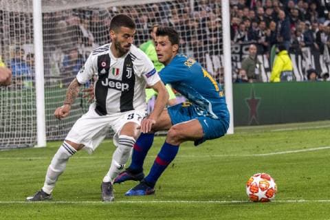 Emre Can (Juventus) Rodrigo Hernandez Cascante (Atletico de Madrid) during the Uefa Champions League Round of 16 - 2nd Leg match between Juventus 3-0 Atletico de Madrid at Allianz Stadium on March 12, 2019 in Torino , Italy. Noxthirdxpartyxsales  (99023143)