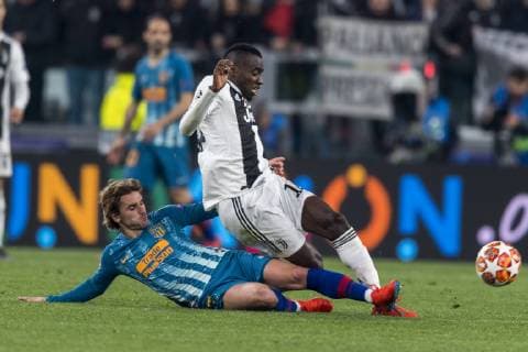 Blaise Matuidi (Juventus) Antoine Griezmann (Atletico de Madrid) during the Uefa Champions League Round of 16 - 2nd Leg match between Juventus 3-0 Atletico de Madrid at Allianz Stadium on March 12, 2019 in Torino , Italy. Noxthirdxpartyxsales  (99023253)
