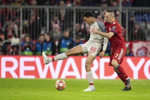 12.03.2019, xkvx, Fussball UEFA Champions League, FC Bayern Muenchen - FC Liverpool - Pressekonferenz und Training emspor, v.l. Trent Alexander-Arnold (FC Liverpool), Franck Ribery (FCB - FC Bayern Muenchen) (DFL DFB REGULATIONS PROHIBIT ANY USE OF PHOTOGRAPHS as IMAGE SEQUENCES and or QUASI-VIDEO) Muenchen