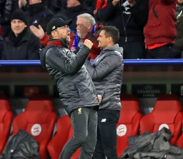 13.03.2019, Fussball UEFA Champions-League 2018 2019, Achtelfinale Rückspiel, FC Bayern München - FC Liverpool, in der Allianz-Arena München, Torjubel Trainer Jürgen Klopp (li, FC Liverpool).
