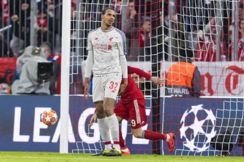 GER, UEFA CL, FC Bayern Muenchen (GER) vs FC Liverpool (GBR) 13.03.2019, Allianz Arena, Muenchen, GER, UEFA CL, FC Bayern Muenchen (GER) vs FC Liverpool (GBR) ,Achtelfinale, UEFA regulations prohibit any use of photographs as image sequences and or quasi-video, im Bild Eigentor durch Joel Matip (Liverpool 32) mit Alisson Becker (Liverpool 13) nach vorlage Serge Gnabry (FCB 22)