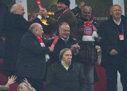 Uli HOENESS (FCB President ), FCB President and chairman, Karl-Heinz RUMMENIGGE (CEO, Vorstandsvorsitzender FCB AG) celebrate 1-1 FC BAYERN MUNICH - FC LIVERPOOL UEFA Football Champions League , Munich, March 13, 2019, Season 2018 2019, round of last 16, FCB, Reds, Bavaria, Photographer: Peter Schatz