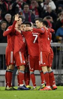 TOR zum 1:1 Serge Gnabry FC Bayern München Torjubel mit Thiago Alcantara FC Bayern München David Alaba FC Bayern München Champions League CL Achtelfinale Rückspiel FC Bayern München FCB vs FC Liverpool 13.03.2018 DFL REGULATIONS PROHIBIT ANY USE OF PHOTOGRAPHS AS IMAGE SEQUENCES AND OR QUASI-VIDEO FC Bayern München FCB vs FC Liverpool