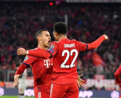 Fußball Champions League Achtelfinale FC Bayern München - FC Liverpool am 13.03.2019 in der Allianz Arena in München Torjubel zum 1:1 durch Serge Gnabry ( München ) DFL DFB regulations prohibit any use of photographs as image sequences and or quasi-video.