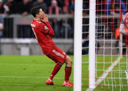 FUSSBALL CHAMPIONS LEAGUE SAISON 2018 2019 ACHTELFINAL RUECKSPIEL FC Bayern Muenchen - FC Liverpool 13.03.2019 Robert Lewandowski (FC Bayern Muenchen)