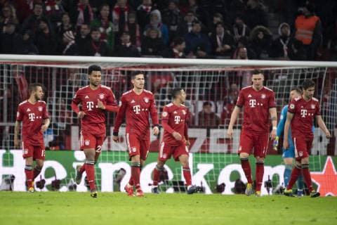 13.03.2019, xkvx, Fussball UEFA Champions League, FC Bayern München - FC Liverpool emspor, v.l. Torjubel, Goal celebration, celebrate the goal zum zum 1:2 durch Virgil van Dijk (FC Liverpool) FC Bayern Spieler enttaeuscht, enttaeuscht schauend, dissapointed (DFL DFB REGULATIONS PROHIBIT ANY USE OF PHOTOGRAPHS as IMAGE SEQUENCES and or QUASI-VIDEO) Muenchen