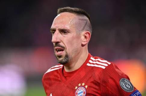 FUSSBALL CHAMPIONS LEAGUE SAISON 2018 2019 ACHTELFINAL RUECKSPIEL FC Bayern Muenchen - FC Liverpool 13.03.2019 Franck Ribery (FC Bayern Muenchen) macht aus seiner Rueckennummer 7 eine Seitenkopfnummer