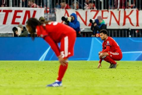 Deutschland, Muenchen 13.03.2019, UEFA Champions League - 2018 19 Season, Round of 16, Second leg, FC Bayern Muenchen- Liverpool FC, Renato Sanches (FCB), Serge Gnabry (FCB) enttaeuscht ( DeFodi048