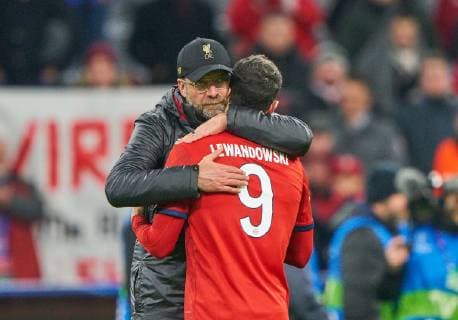 Robert LEWANDOWSKI, FCB 9 Juergen KLOPP, headcoach Liverpool , team manager, Fairness, collegiality, hug, congratulations, fair, FC BAYERN MUNICH - FC LIVERPOOL UEFA Football Champions League , Munich, March 13, 2019, Season 2018 2019, round of last 16, FCB, Reds, Bavaria, Photographer: Peter Schatz
