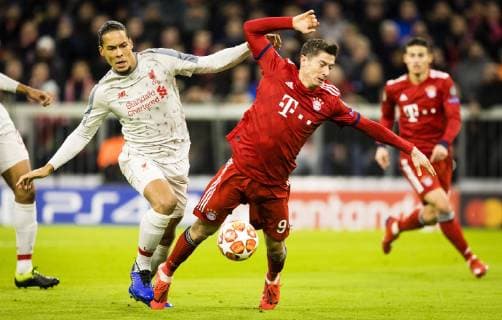 München, 13.03.2019 Virgil van Dijk (Liverpool), Robert Lewandowski (FCB) FC Bayern München - FC Liverpool